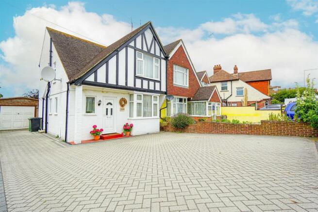 188 Sedlescombe Road North (26)_ Alto_Alto.jpg