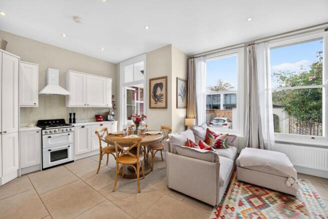 Kitchen/Reception