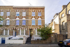 1, Davenant Road, London N19 3NW