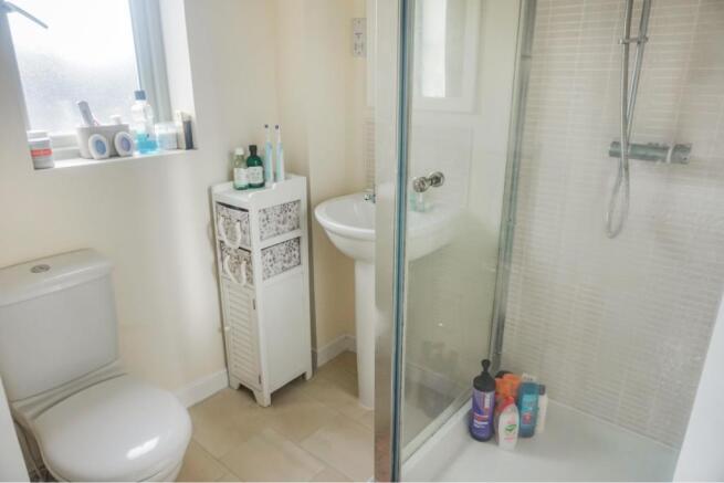Master En-suite