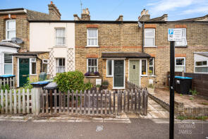 11, Highfield Road, London N21 3HD