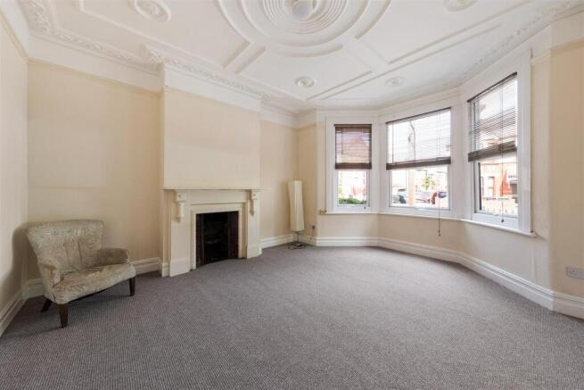 Hale End Road, E4