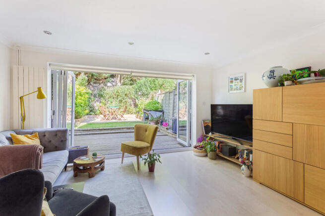 83 Gainsborough Road