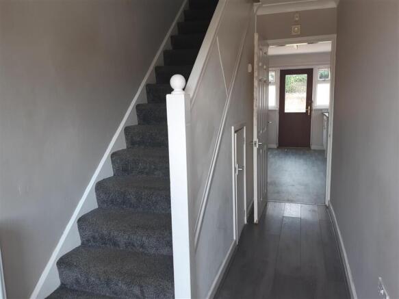 3 bed Semi-Detached for sale Image 4