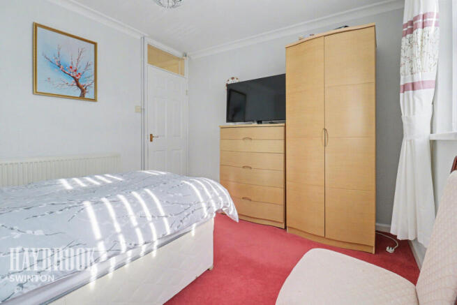 2 bed Detached Bungalow for sale Image 8