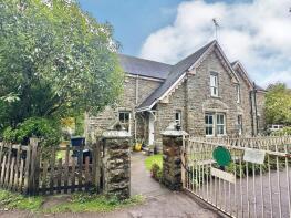 1, School House, School Road, Lydney GL15 4QT