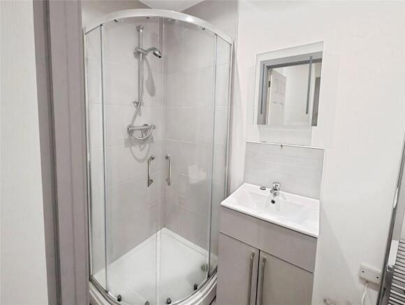 1 bed Flat to rent Image 6