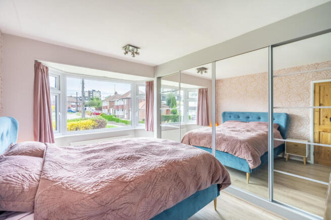 3 bed Semi-Detached for sale Image 8