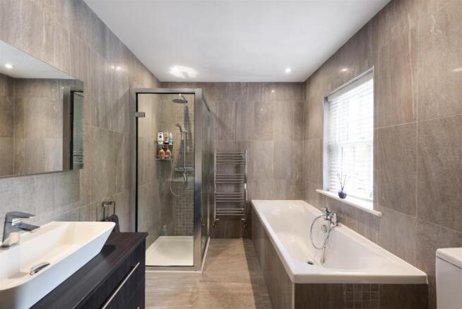 Family Bathrom
