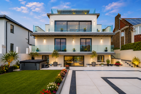 Roedean Road, Brighton, BN2 5RA