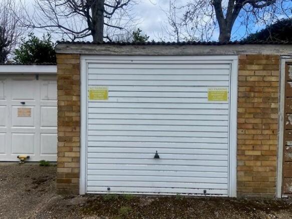 Garage.jpg