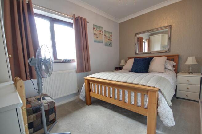 3 bed Detached Bungalow for sale Image 10