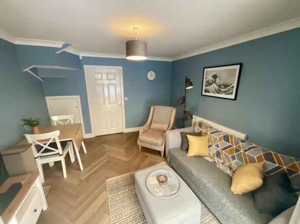5. Living room.JPG