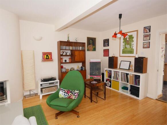 Photo 3