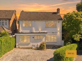 13, The Friars, Chigwell IG7 6NG