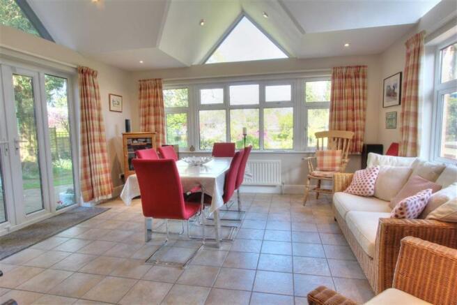 Kitchen/Dining/Family Area: