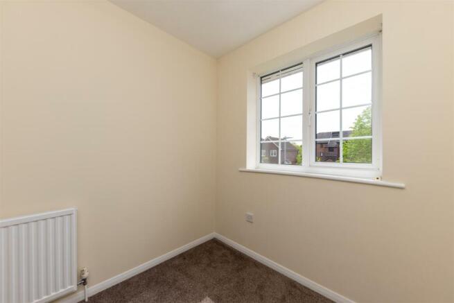 16 Haysman Close (8 of 14).jpg