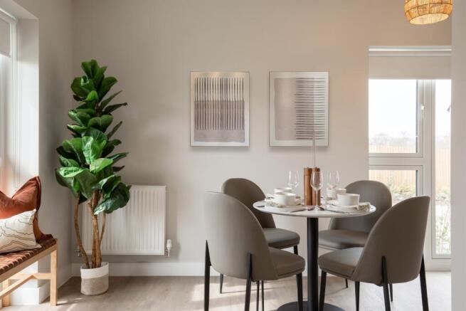 3 bed Detached to rent Image 8