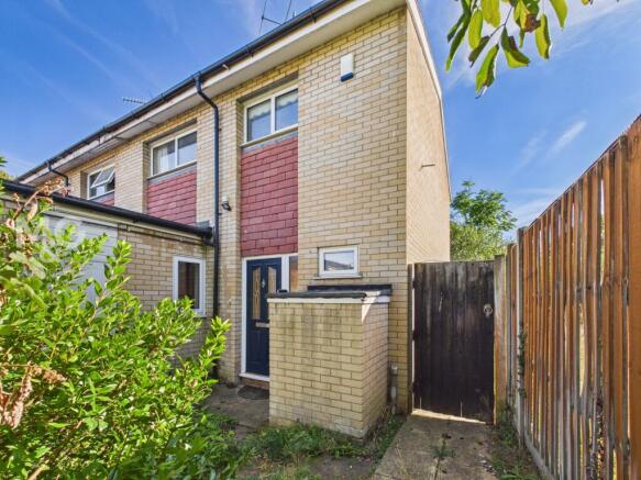 3-bed terraced on Bell Meadow, Bury St. Edmunds, IP32, £250,000