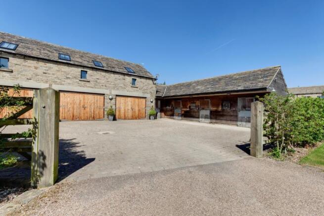 Garage Block/Stables