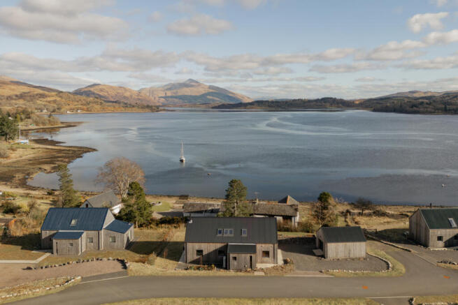 269930 - 3 Achnacree Bay View, Oban-30.jpg