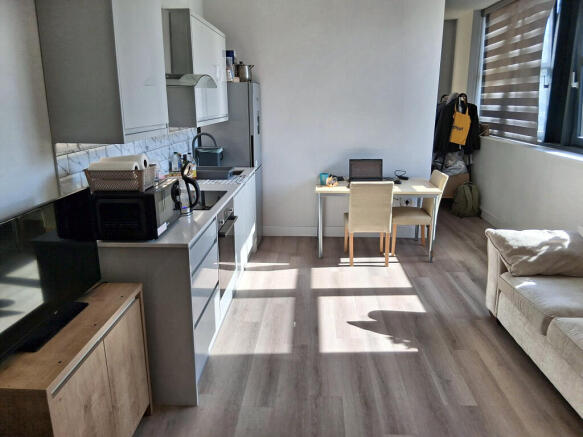 Open-Plan Kitchen/Living