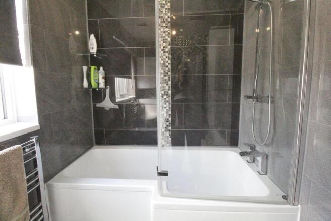 Bathroom1.jpeg