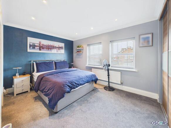 4 bed Detached for sale Image 10