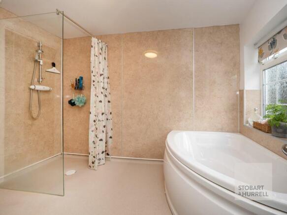 Bath & Shower Room