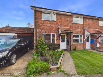 Semer Close, Combs Ford