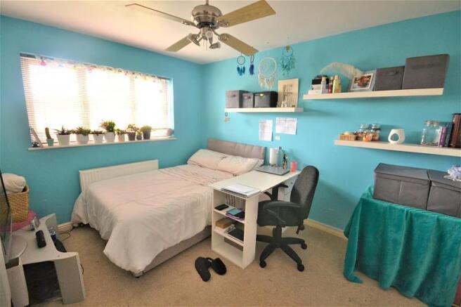 bedroom.jpg