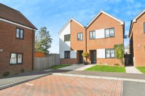62, Faraday Drive, Hastings TN34 3FU