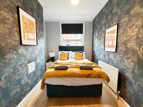 4 bed House Share to rent Image 5
