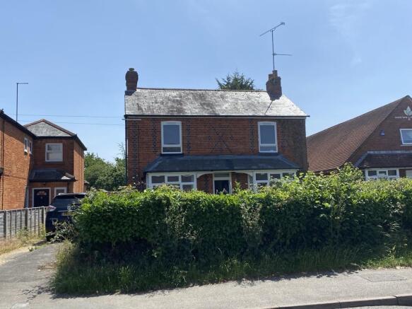 Wood Lane, Sonning Common, Reading photo 4