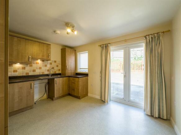 22 Thorncliffe Road-10.jpg