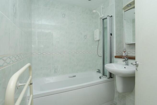 Photo 11