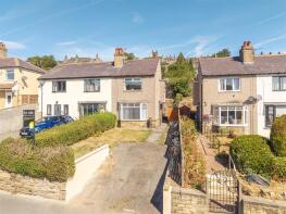 22, Sunnybank Crescent, Greetland, Halifax HX4 8ND