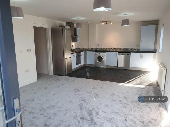 Kitchen/Dining Area