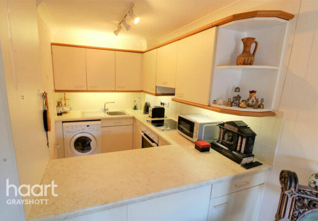 Photo 10