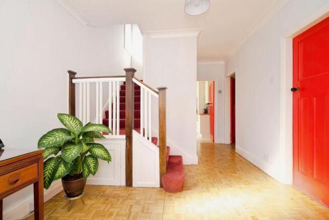 4 bed Detached for sale Image 12
