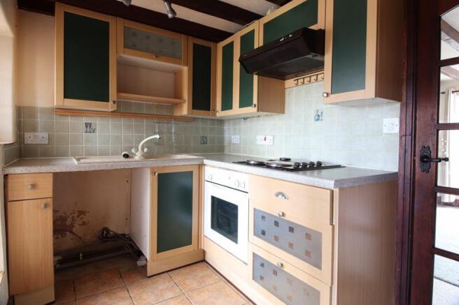 KITCHEN 1