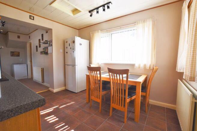 Kitchen diner