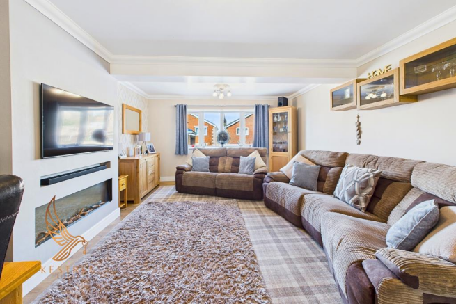 3 bed Detached for sale Image 12