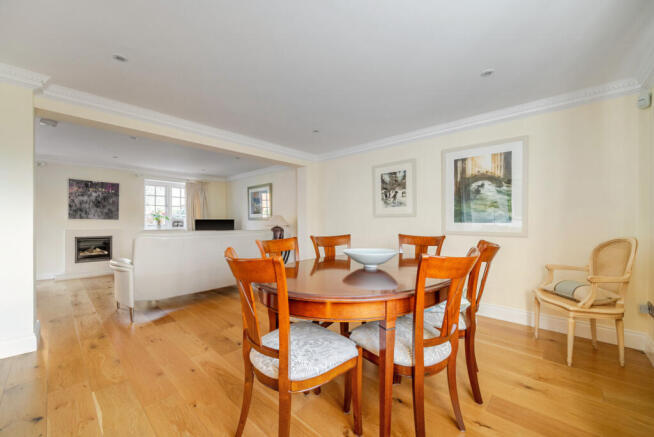 1421596-6-69a6ece...