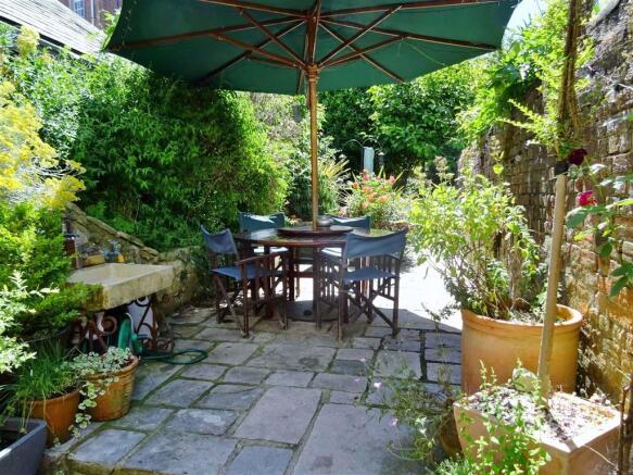 REAR GARDEN: