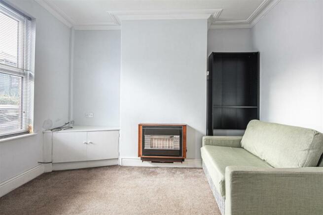 Alternate sitting room