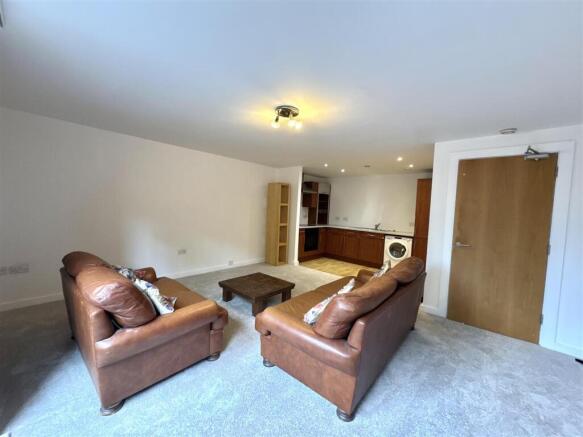 1 argyle - living area 1.jpeg