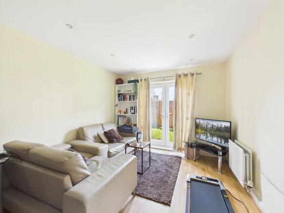 CAM01835G0-PR0435...