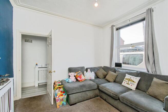 3 bed End of Terrace for sale Image 5