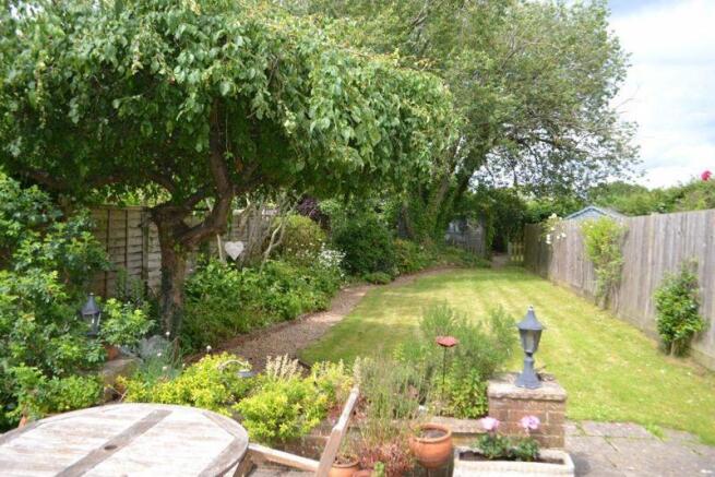 Sunny Garden 